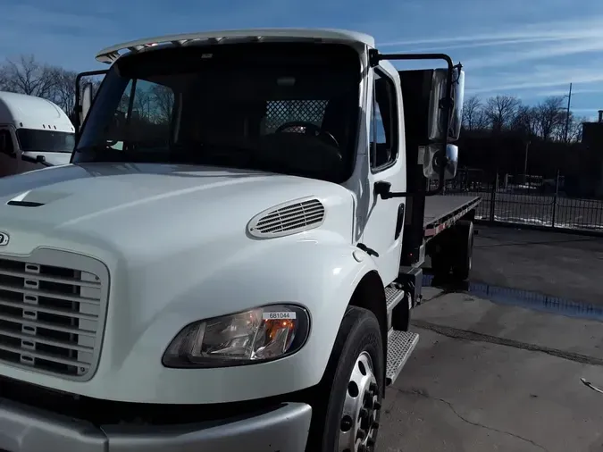 2018 FREIGHTLINER/MERCEDES M2 10667c45a3e8887f03b3e3570b7469bf61e