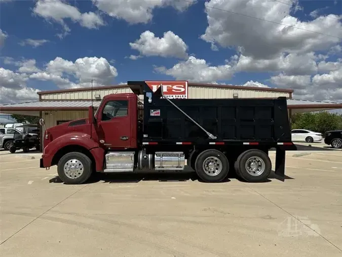 2018 KENWORTH T880