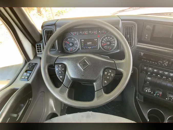 2019 INT LT625 6x4