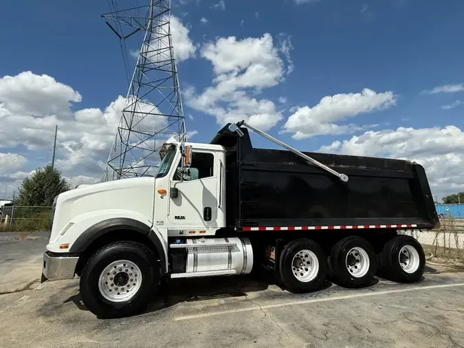 2019 International HX620