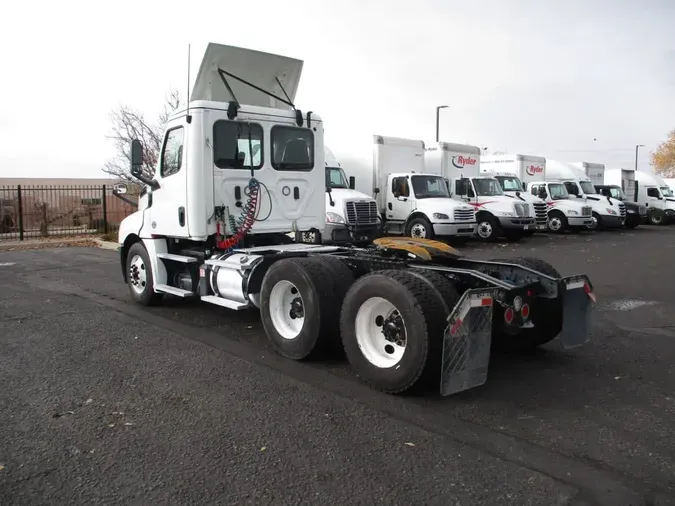 2019 FREIGHTLINER/MERCEDES NEW CASCADIA PX12664