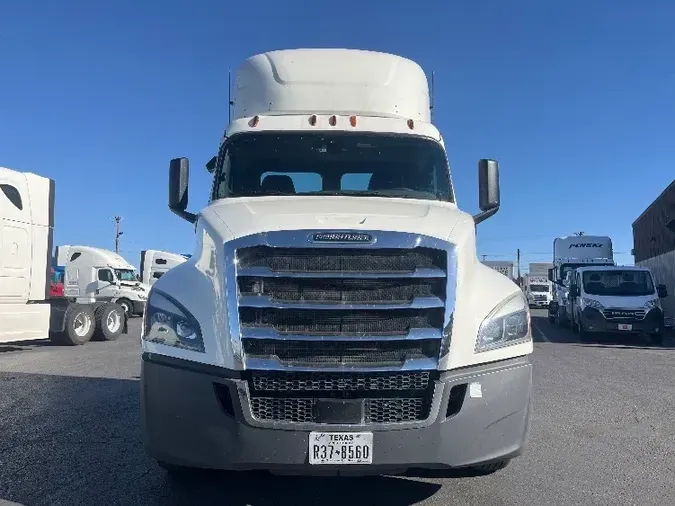 2019 Freightliner T12664ST