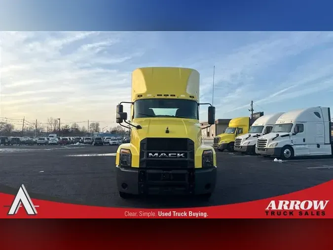 2022 MACK AN64T