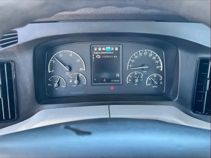 2022 Freightliner Cascadia 126