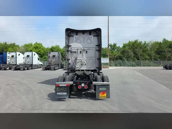 2025 Freightliner Cascadia 12667d73e2f185345280636b253a86d172d
