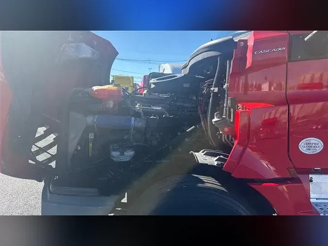 2020 FREIGHTLINER CASCADEVO1