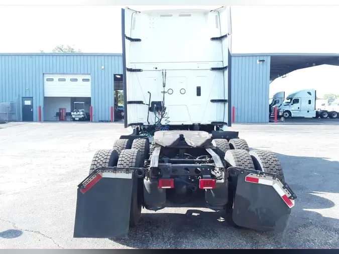 2020 NAVISTAR INTERNATIONAL LT625 SLPR CAB
