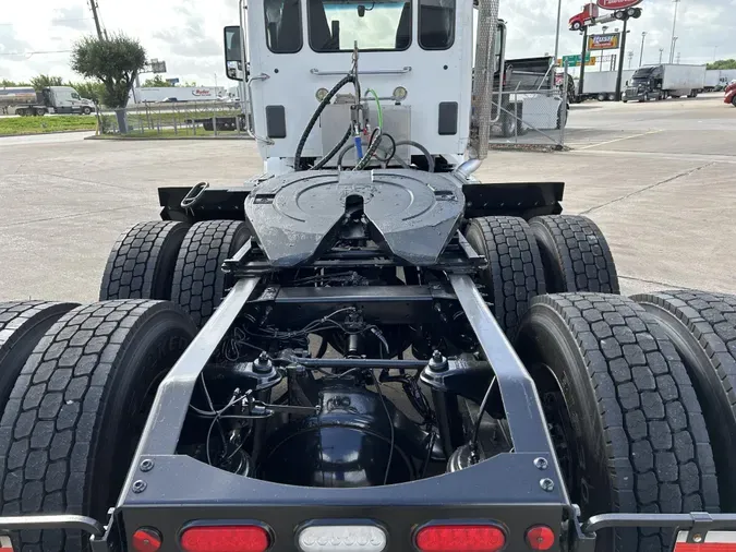 2020 Peterbilt 567