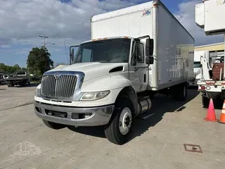 2013 INTERNATIONAL DURASTAR 4300