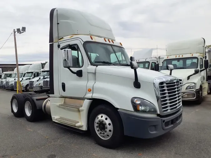 2019 FREIGHTLINER/MERCEDES CASCADIA 12567e55f6273bbe4112144b19c555d79e6