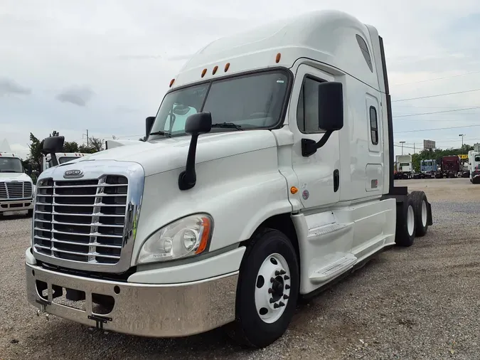 2018 FREIGHTLINER/MERCEDES CASCADIA 125