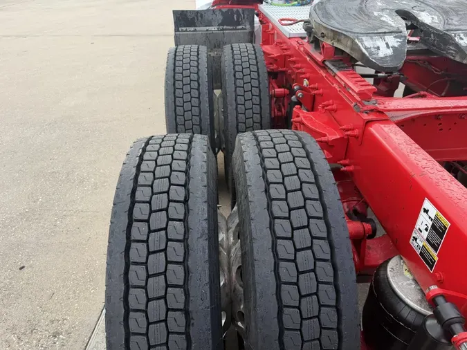 2023 Peterbilt 567