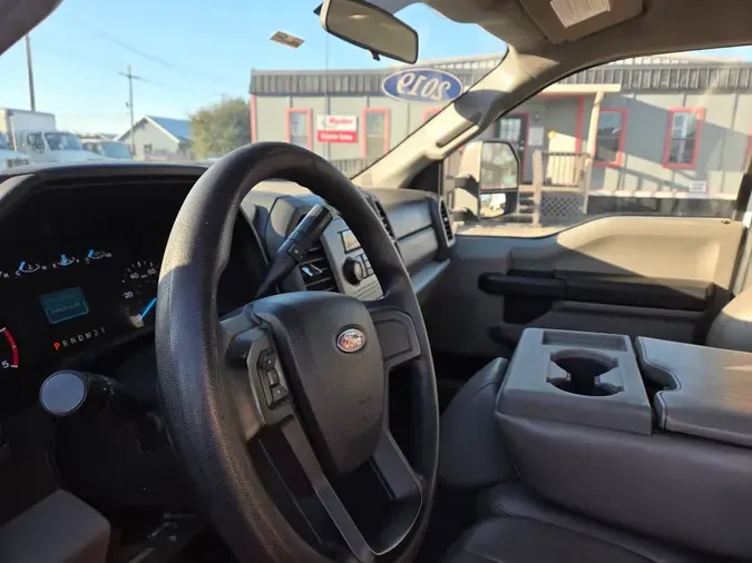 2019 FORD MOTOR COMPANY F35067ef4f6987bc370e78ec515ff8855da6