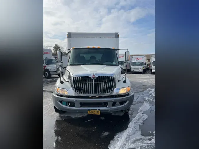 2018 NAVISTAR INTERNATIONAL 4300 LP