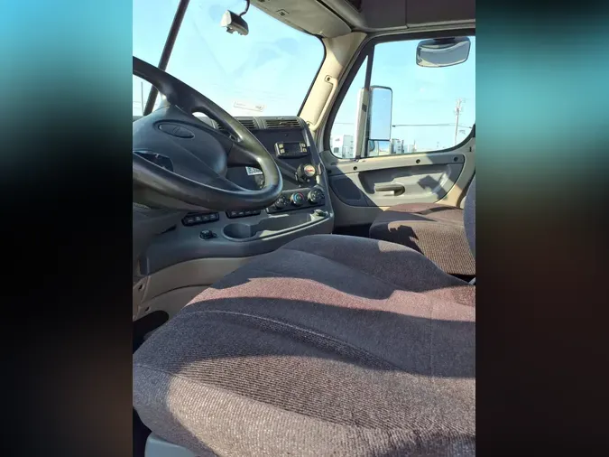 2019 FREIGHTLINER CASCADIA 113