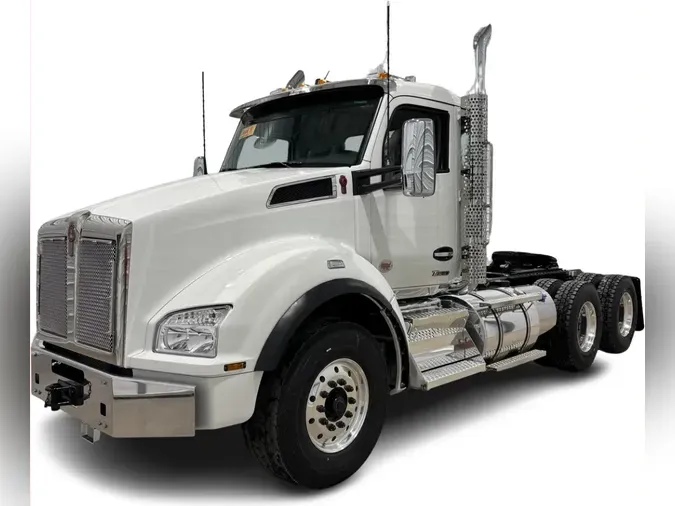 2027 Kenworth T88067f8a4b9e2639eeeb65cd7b43be7938a