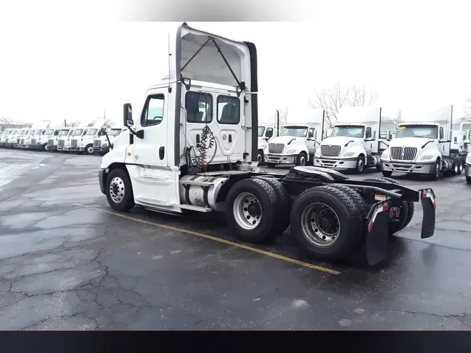 2018 FREIGHTLINER/MERCEDES CASCADIA 12567fa2aa46923a5e74e4fff8d57aca91b