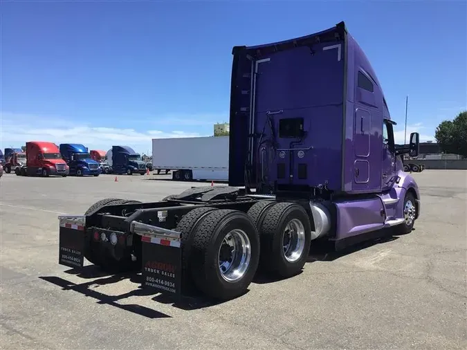 2022 KENWORTH T68067fbff2d61081a85c1fdd16aeed7ddec