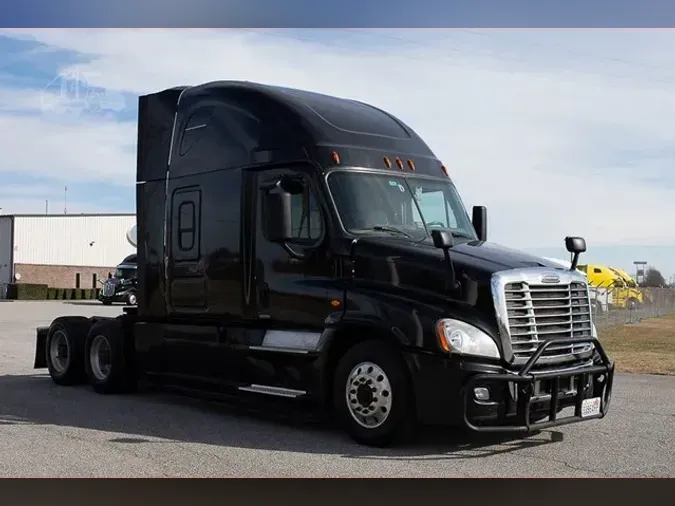 2018 FREIGHTLINER CASCADIA 125