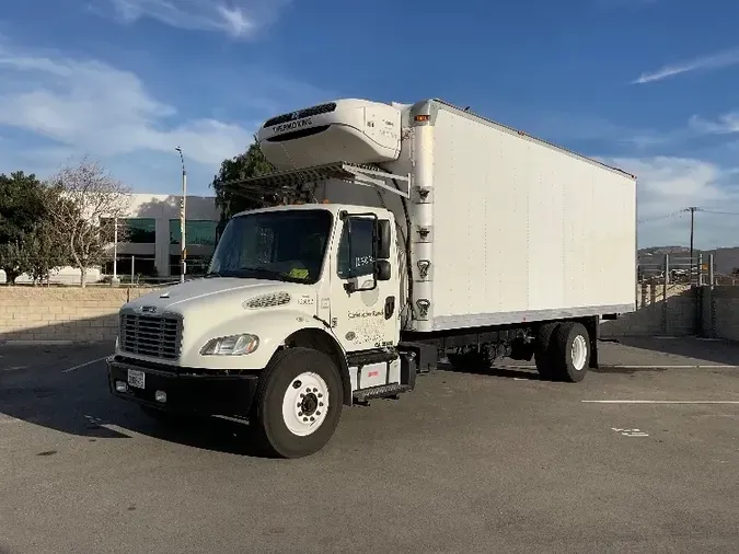 2017 Freightliner M2