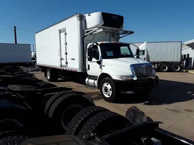 2020 NAVISTAR INTERNATIONAL MV607 (4X2)