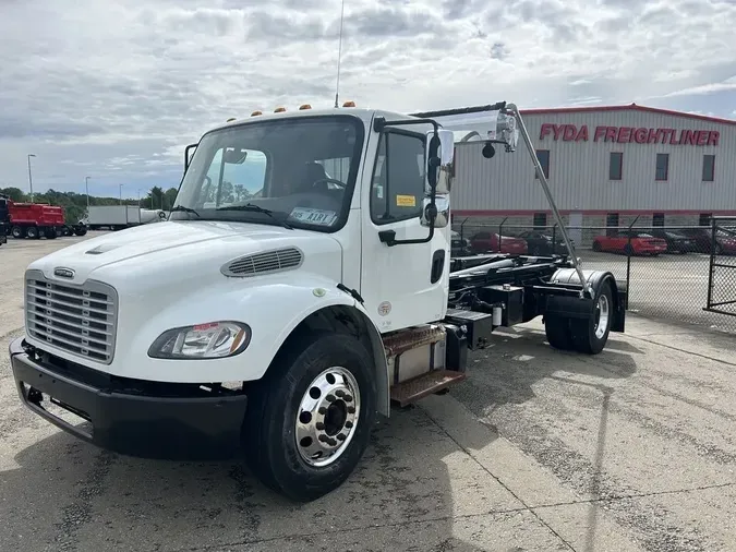 2017 Freightliner M2 106680710dc9906f8c6234d716aae17a2b7