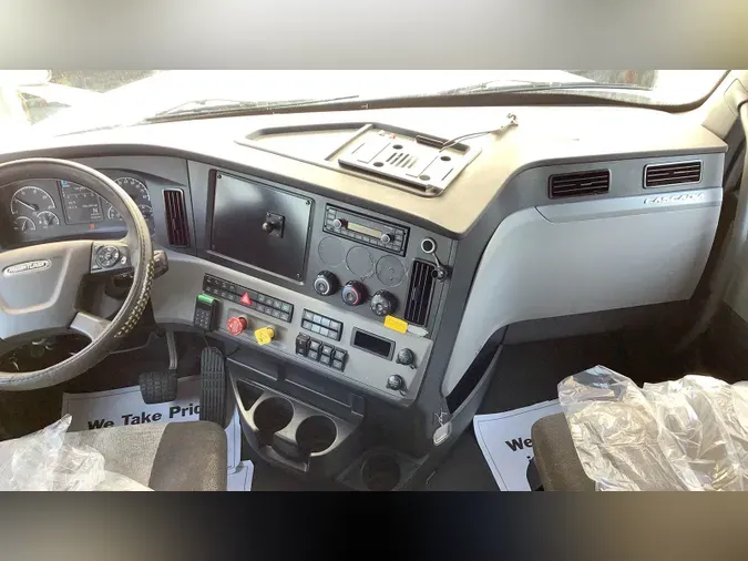 2022 Freightliner Cascadia 1266808e864868b285ef1f568d328cd9b67