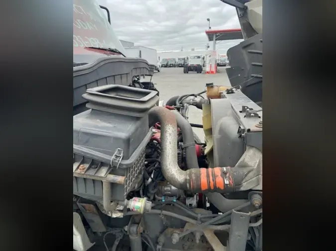 2019 NAVISTAR INTERNATIONAL 4300