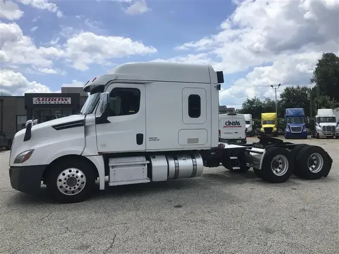 2019 FREIGHTLINER CA126