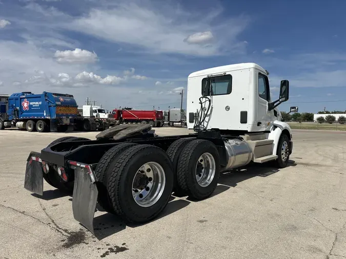 2021 Peterbilt 579680b486aed0aa27daac7a587bdf7df0b