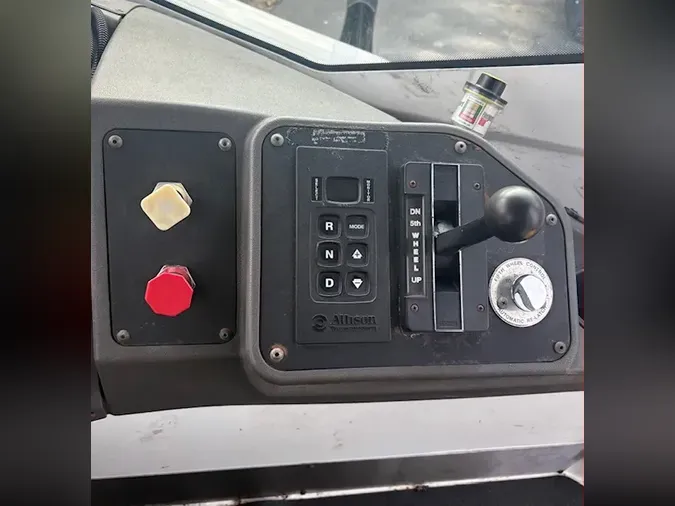 2017 KALMAR OTTAWA T2 4X2 DOT/EPA680cbd81fb876eb00a36e4f2cf5a39c2