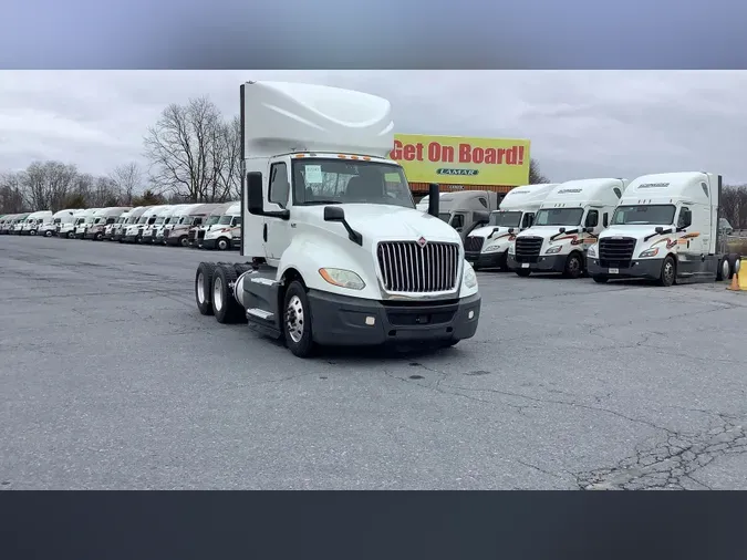 2018 International LT680d33ad715915ab7ced42bbb88c2c39