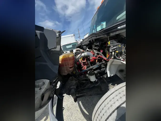 2019 NAVISTAR INTERNATIONAL 4300