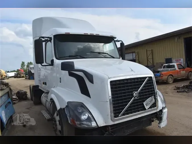 2008 VOLVO VNL64T630