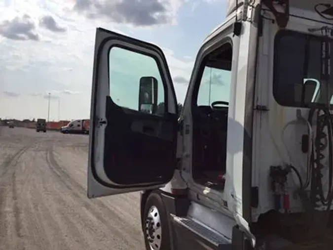 2019 Freightliner Cascadia