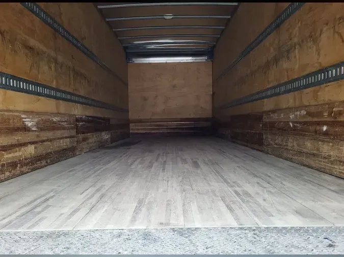 2019 FREIGHTLINER/MERCEDES M2 106