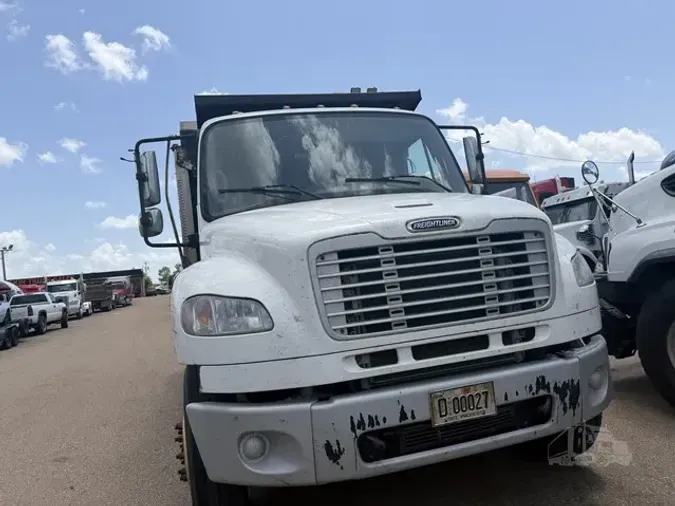 2012 FREIGHTLINER BUSINESS CLASS M2 1066817381f6c94260cf44125eb6b6e9734