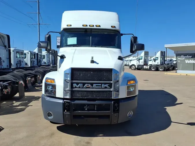 2020 MACK TRUCKS, INC. ANTHEM 64T