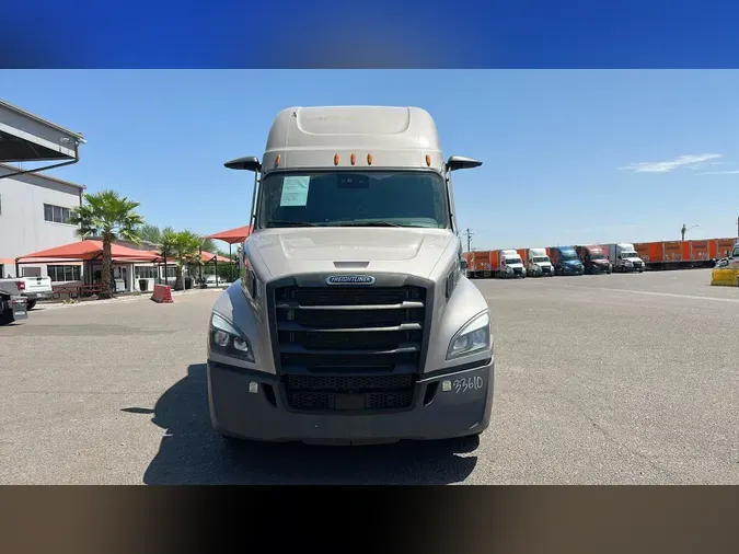 2025 Freightliner Cascadia 12668219892ea7954cbb9fc33814a01e566