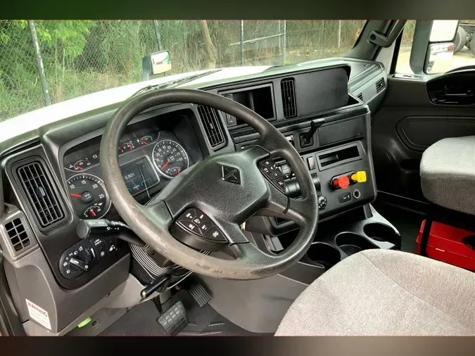 2018 INT LT625 6x4