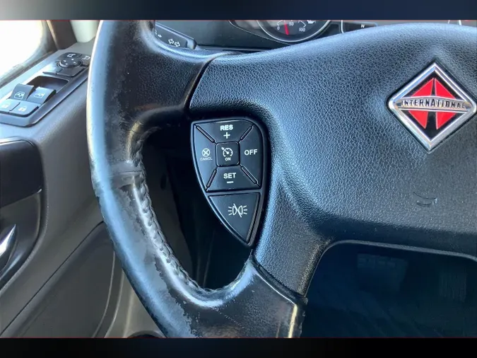 2021 INT LT625 6x4