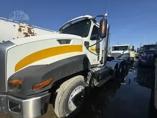 2013 CATERPILLAR CT660L