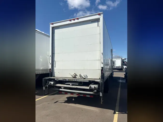 2018 FREIGHTLINER/MERCEDES M2 106