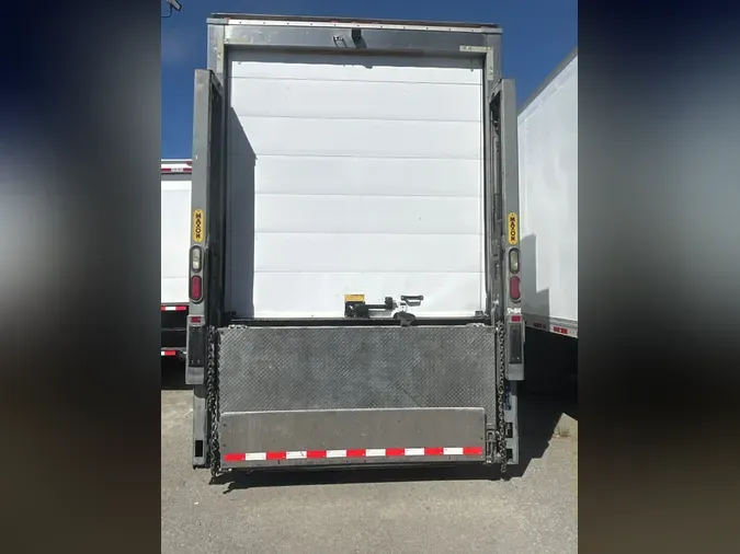 2019 FREIGHTLINER/MERCEDES M2 106