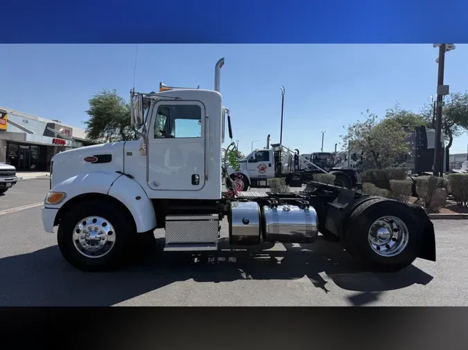 2019 Peterbilt 337