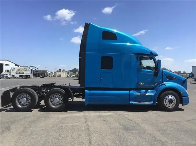2022 PETERBILT 579