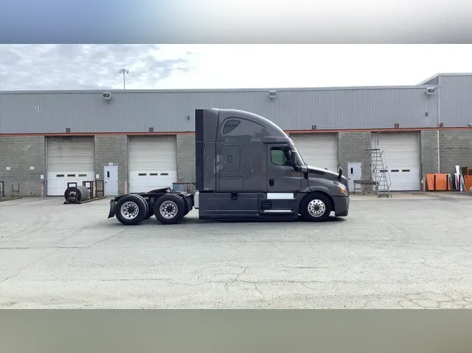 2022 Freightliner Cascadia 126683ab6f3ac96696167a459d7af222757