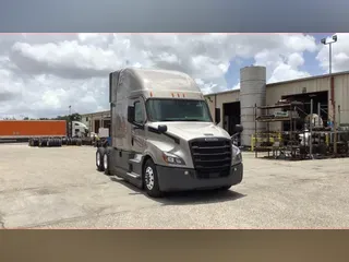 2023 Freightliner Cascadia