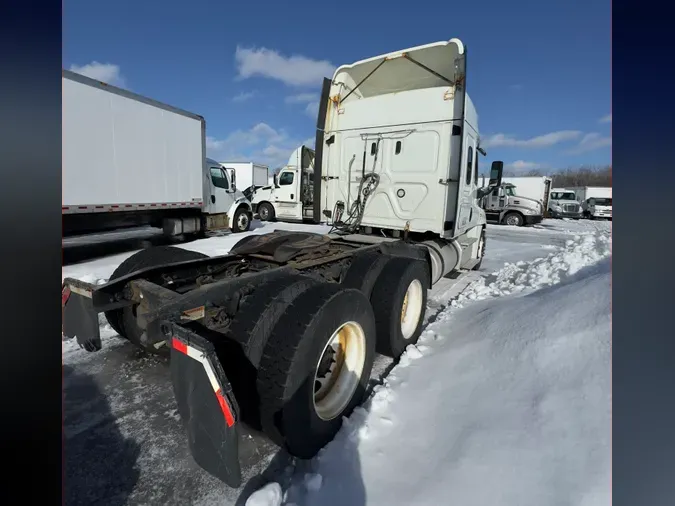 2019 FREIGHTLINER/MERCEDES CASCADIA 125