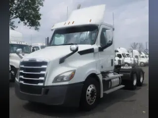 2020 FREIGHTLINER NEW CASCADIA PX12664